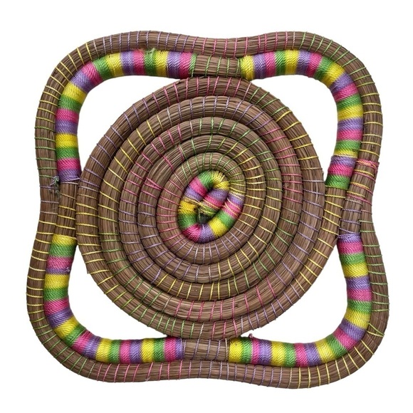 Pine Needle Wrapped Handwoven Honduran Trivet-$ for Women in Honduras 🇭🇳 - Picture 1 of 4